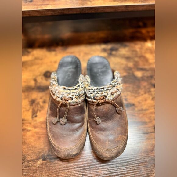 Dansko Brown Leather Knit Clogs Size 39EU (8.5/9US) - Picture 6 of 14